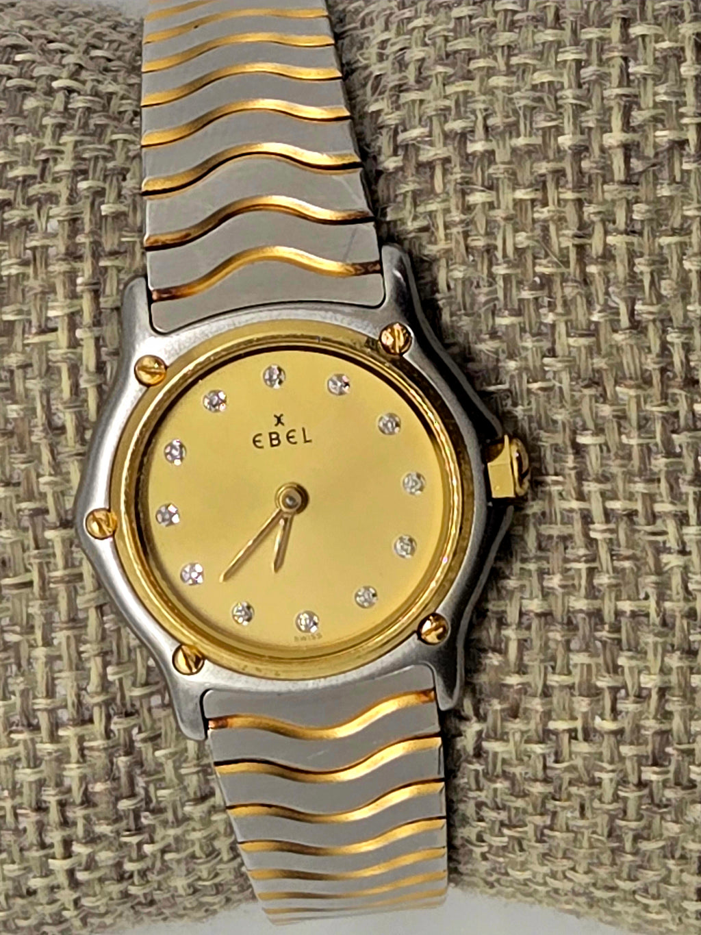 Ebel Sportwave 18kt  yellow gold& Stainless Steel Watch 166901 with new battery